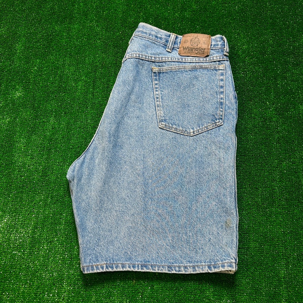 Vintage Wrangler Denim Shorts M Size 40 Light Blue Authentic Jeans Relaxed Fit - Picture 3 of 11